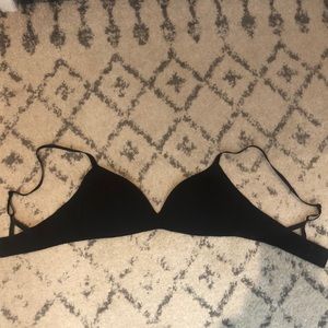 Lululemon 34B Wire-FREE bra